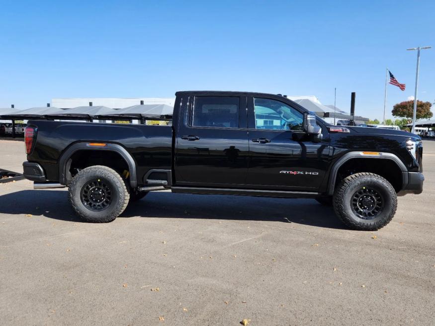 2025 GMC Sierra 2500HD AT4X | Photo 1 of 30