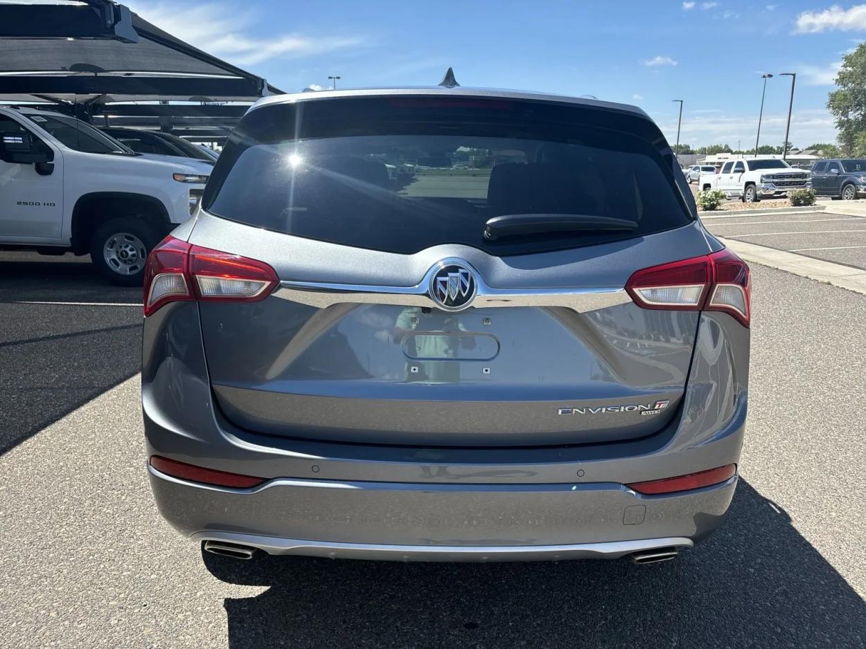 2020 Buick Envision Premium | Photo 3 of 27