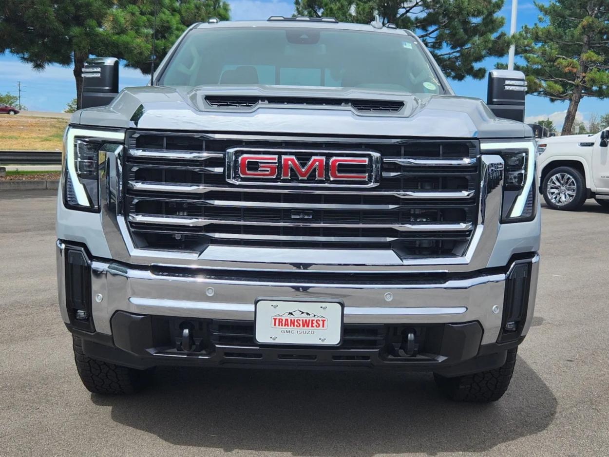 2024 GMC Sierra 2500HD SLT | Photo 4 of 27