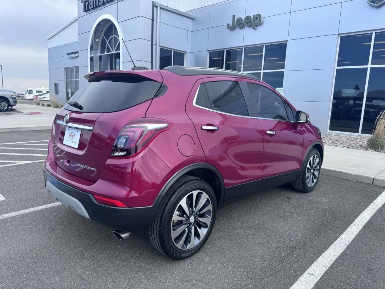 2019 Buick Encore Essence | Photo 4 of 16