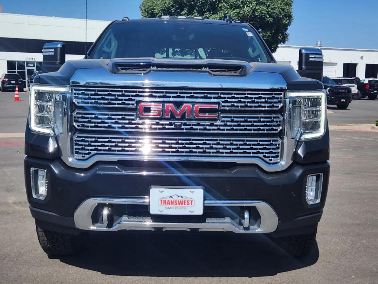 2021 GMC Sierra 2500HD Denali | Photo 4 of 31