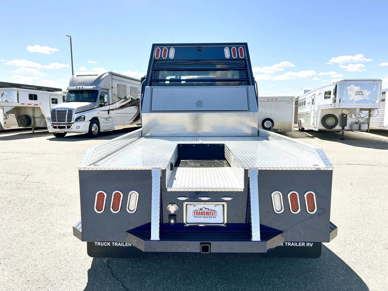 2024 Freightliner M2 106 Summit Hauler | Photo 16 of 25