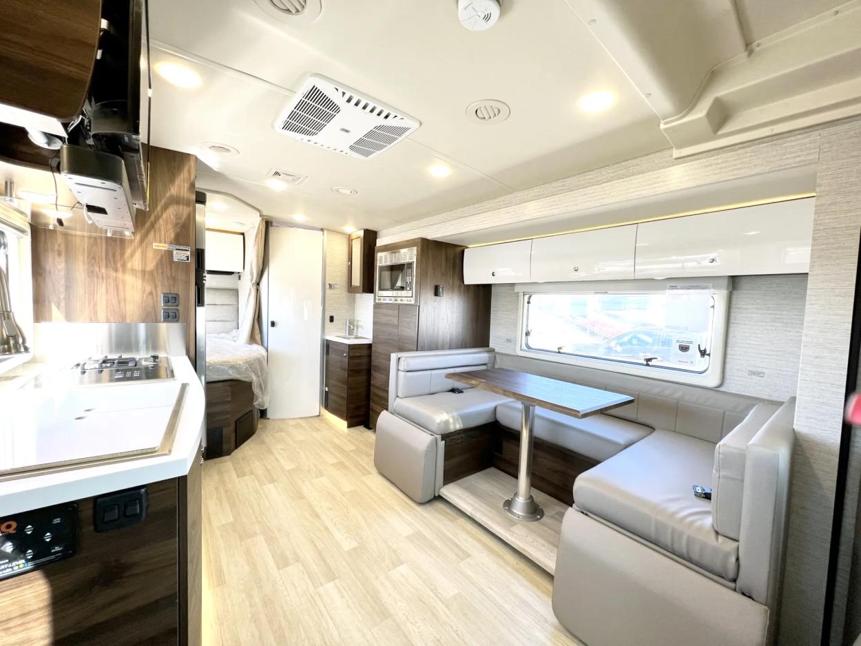 2023 Winnebago Navion 24J | Photo 6 of 36