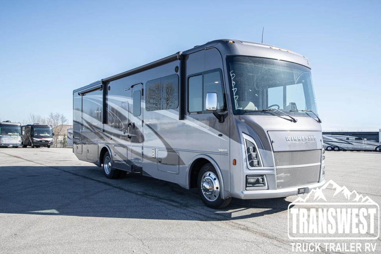 2024 Winnebago Sunstar 33K | Photo 7 of 23