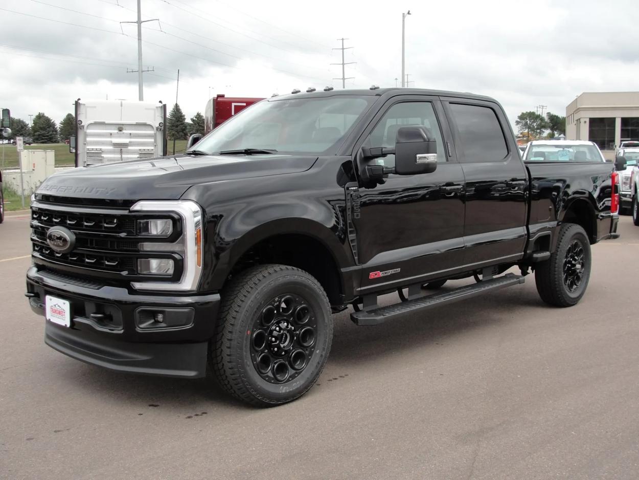 2024 Ford F-350 | Photo 1 of 20