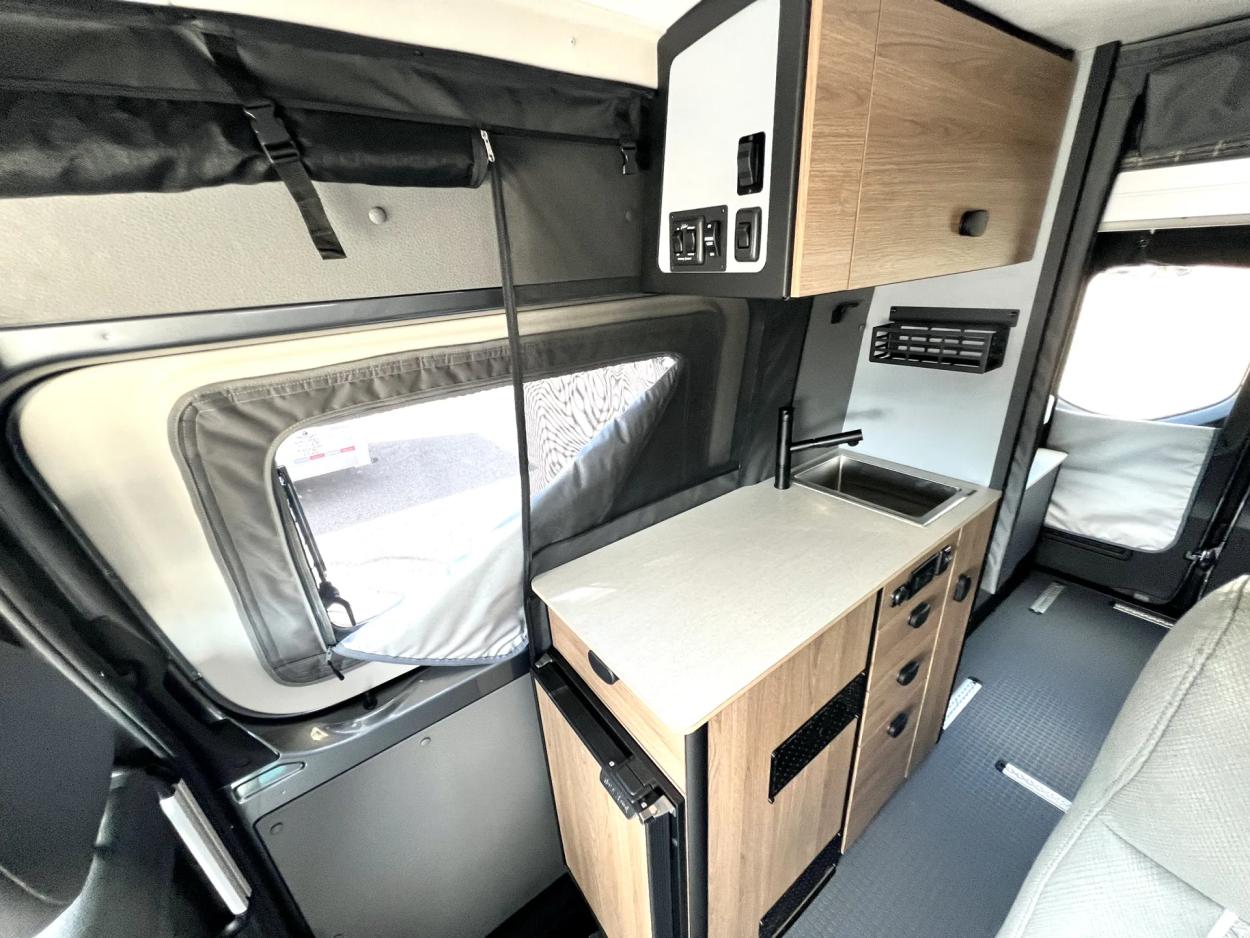 2025 Winnebago Revel 44E | Photo 8 of 18