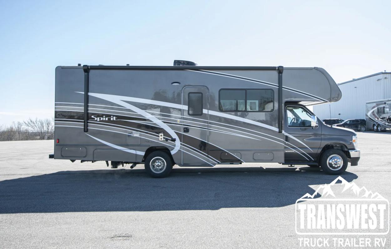 2025 Winnebago Spirit 26 T | Photo 3 of 19