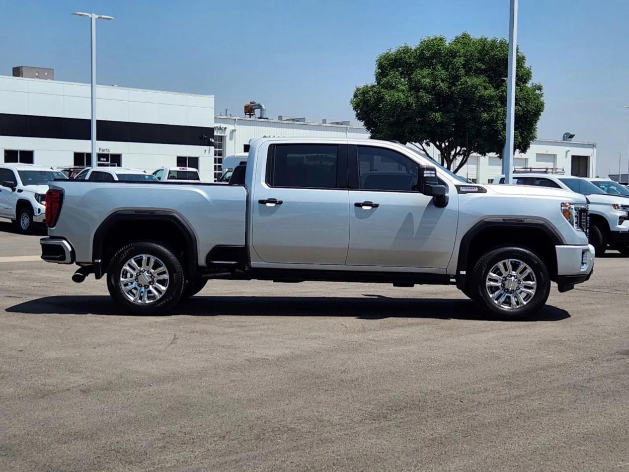 2022 GMC Sierra 3500HD Denali | Photo 1 of 28