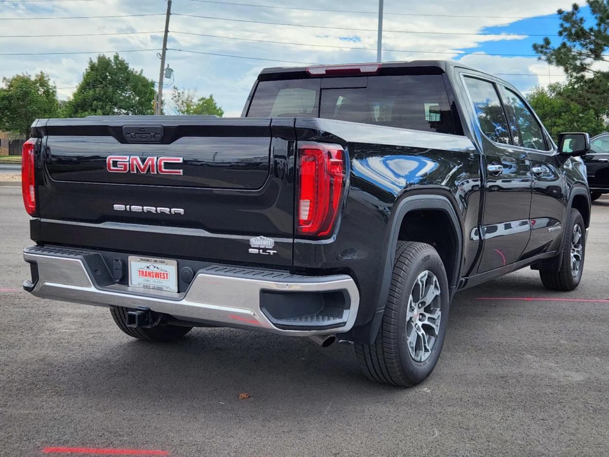 2021 GMC Sierra 1500 SLT | Photo 2 of 30