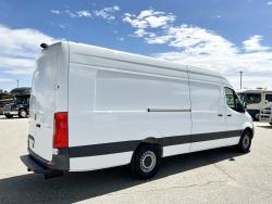 2022 Mercedes Benz Sprinter 2500 | Thumbnail Photo 6 of 20