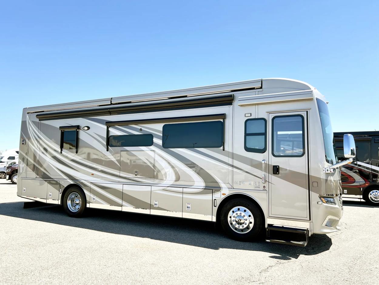 2019 Newmar New Aire 3345