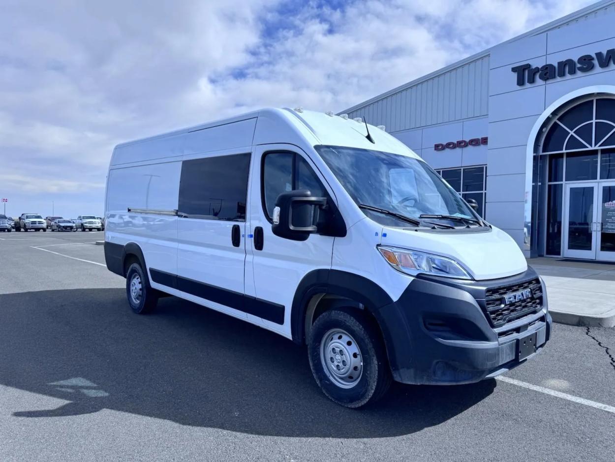 2023 RAM ProMaster Cargo Van | Photo 3 of 12