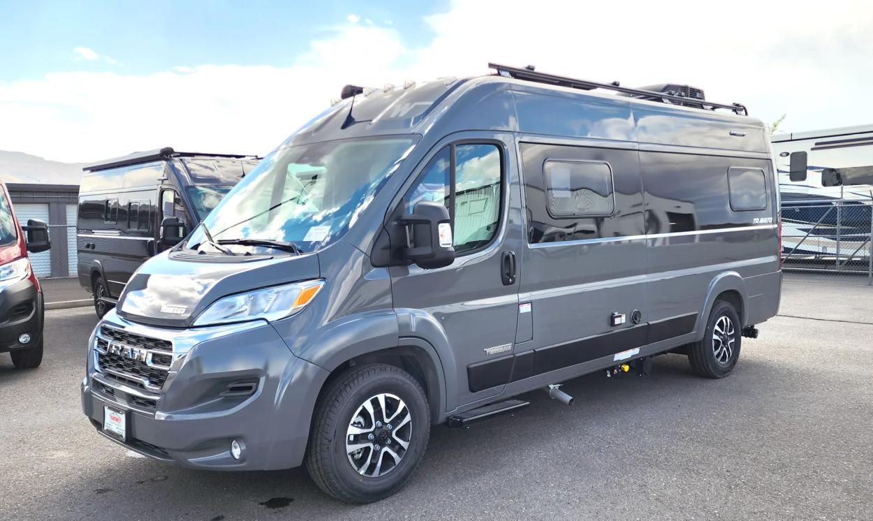 2023 Winnebago Travato 59GL | Photo 16 of 17