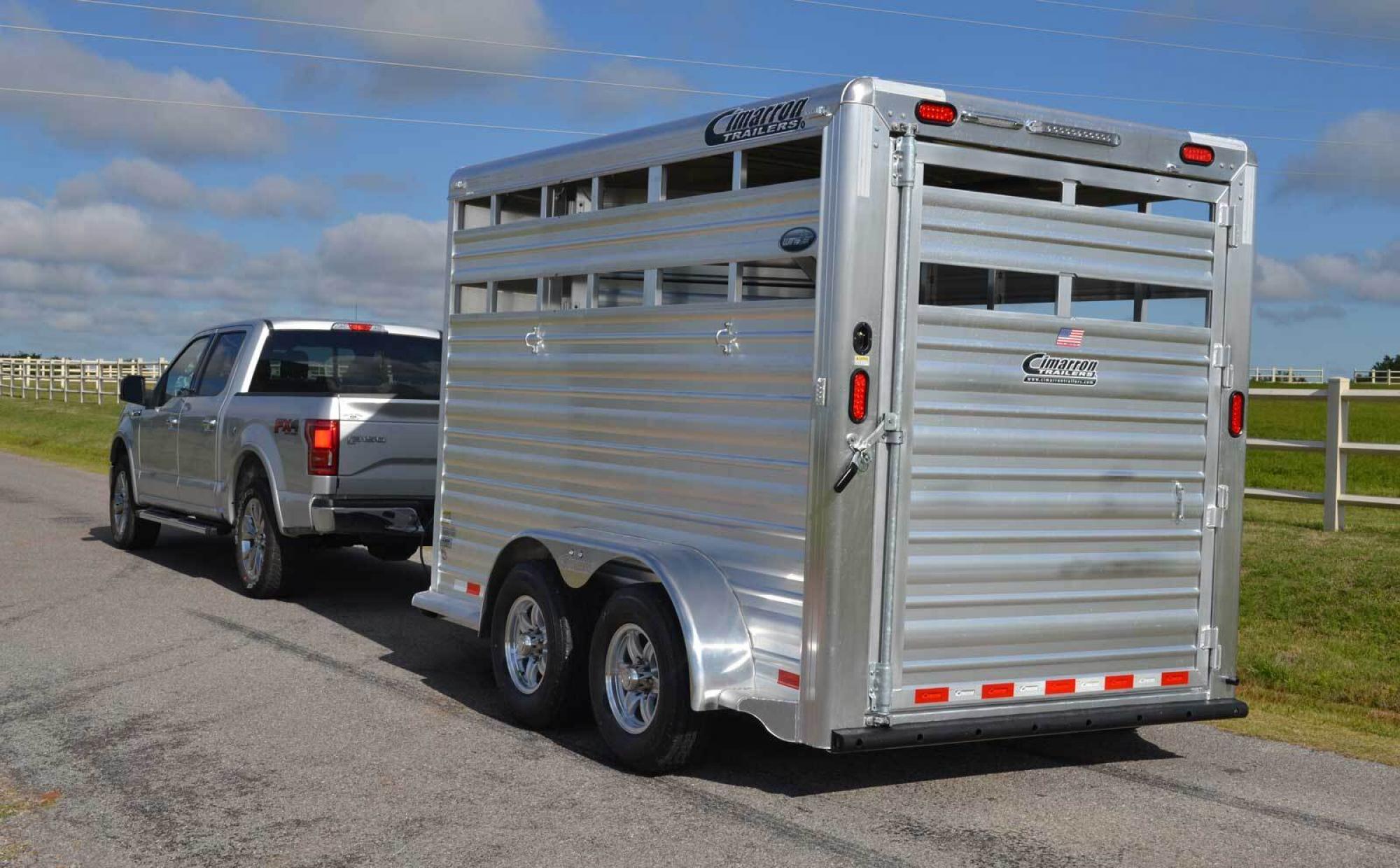 1-2 Horse Trailer